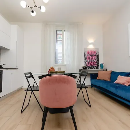 Lägenhet Vivimihome Modern Flat Bosco Verticale Milano