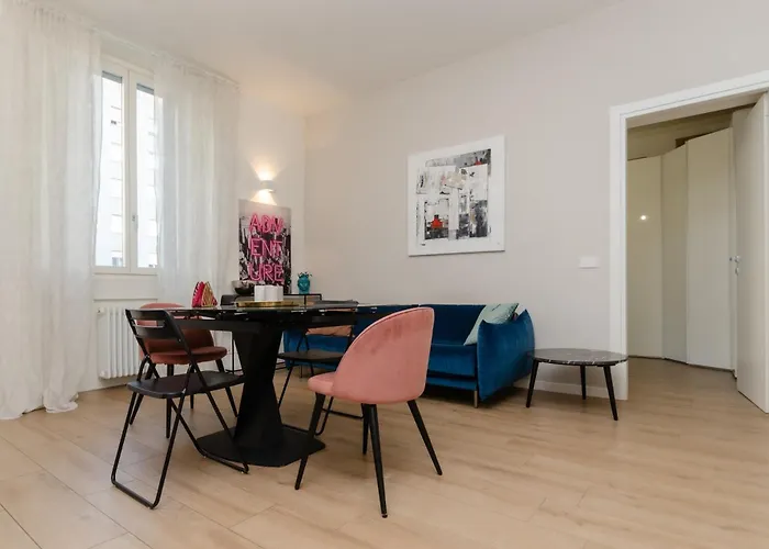 Apartment Vivimihome Modern Flat Bosco Verticale *