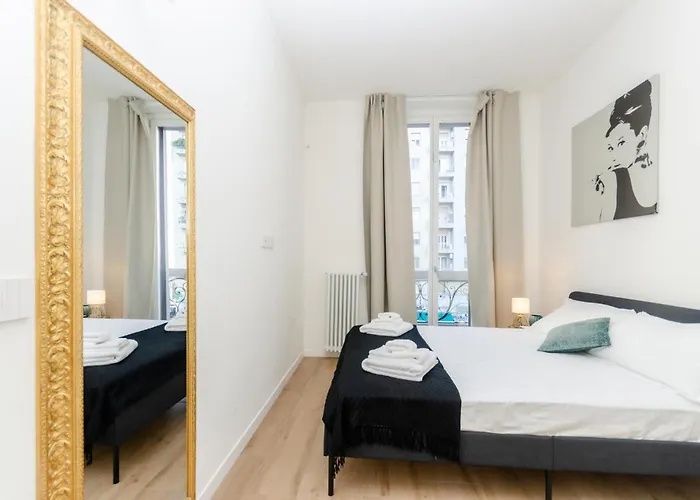 Vivimihome Modern Flat Bosco Verticale Apartment Milan